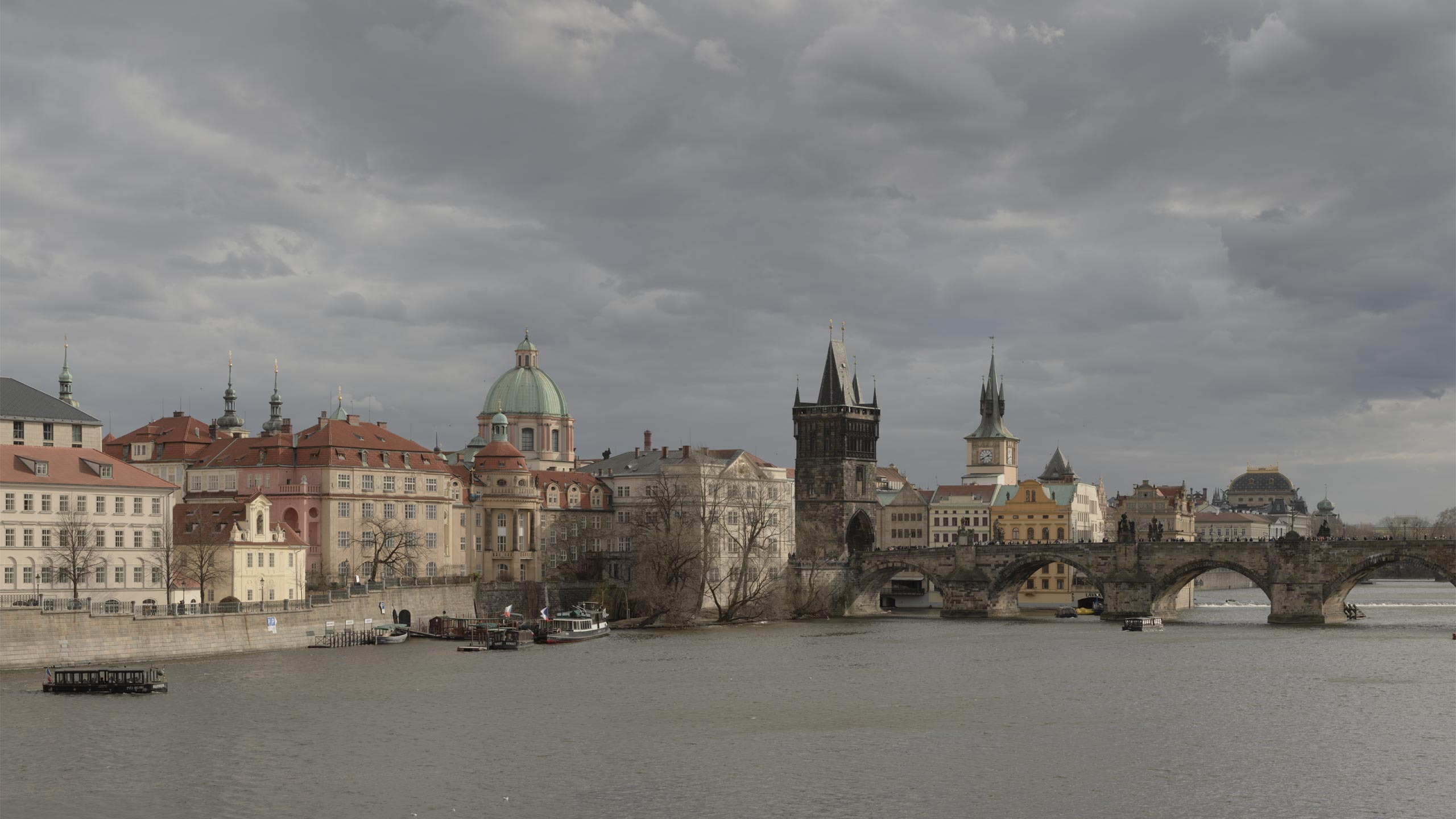 Travel and Landscape Pictures